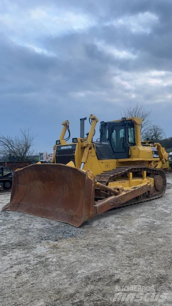 Komatsu D 155 AX-5 Pásové dozéry