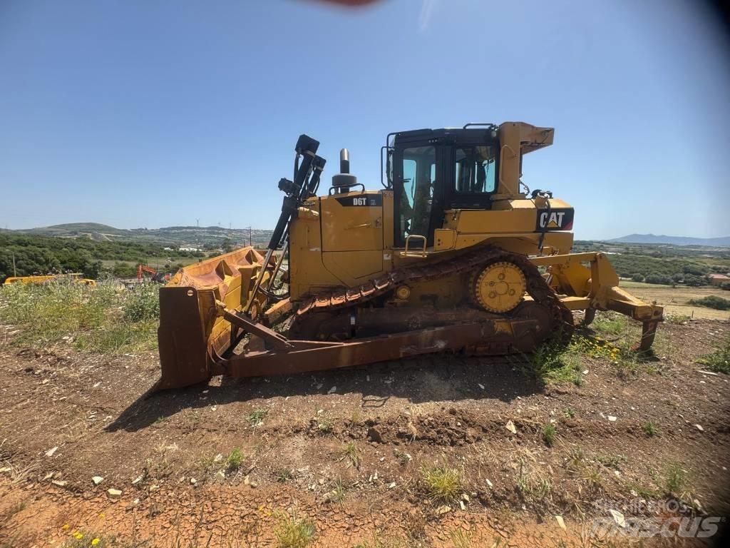 CAT D 6 T XL Pásové dozéry