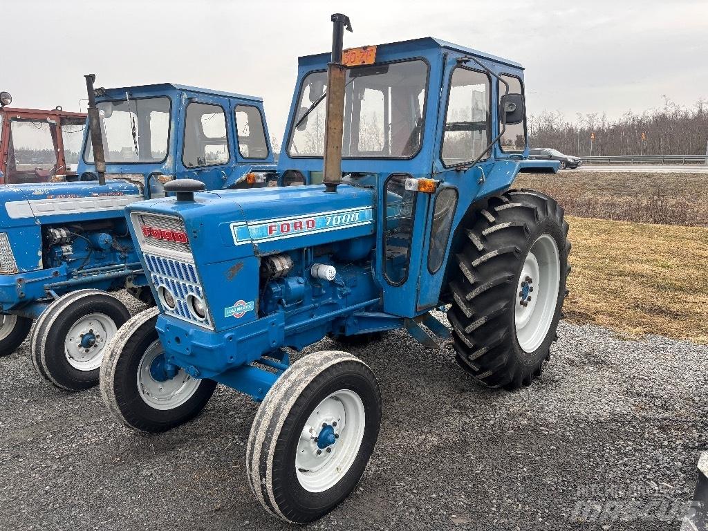 Ford 7000 Traktory