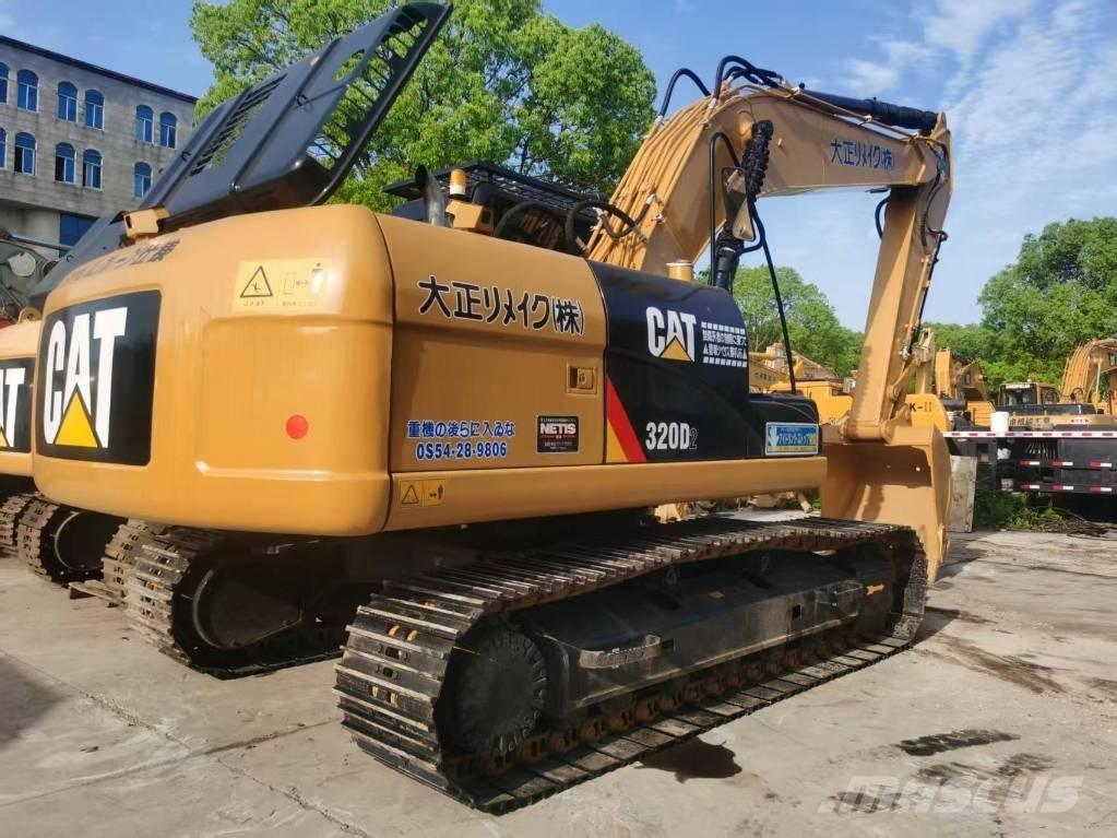 CAT 320d2 Pásové rýpadlá