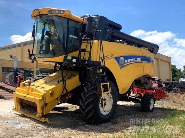 New Holland CX 5090 Kombinované zberacie stroje