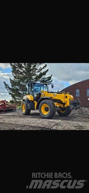 JCB TM 320 S Teleskopické nakladače pre poľnohospodárstvo