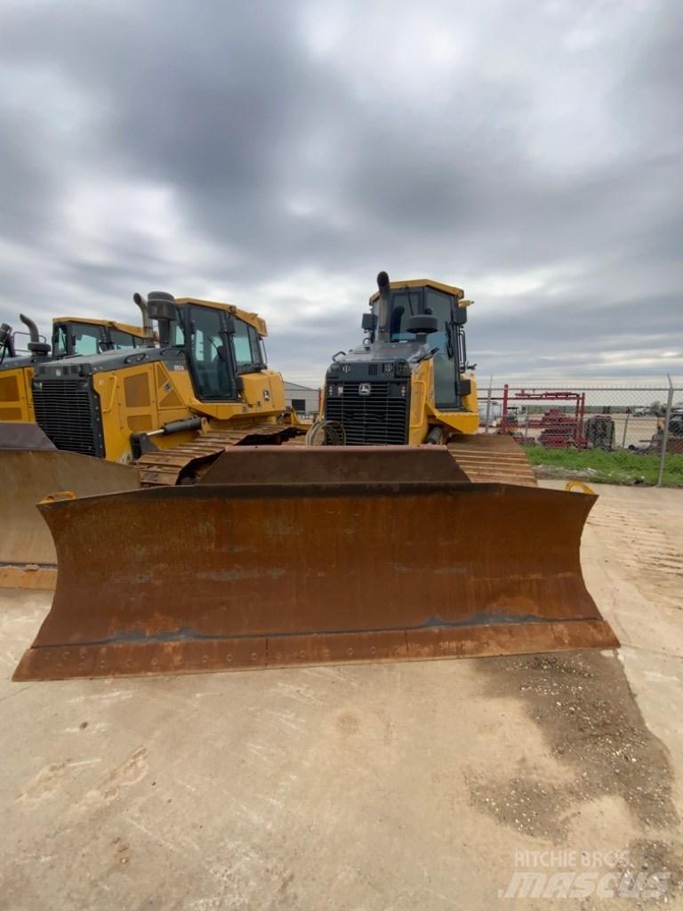 DEERE 750K Pásové dozéry