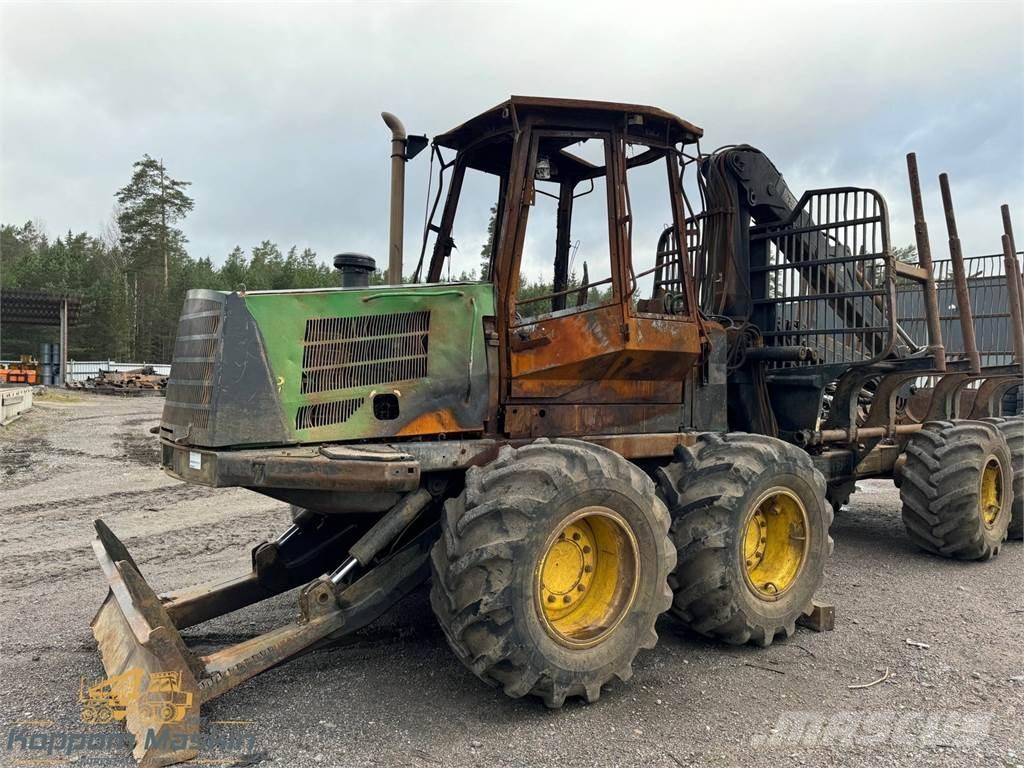 John Deere 1110D Lesné traktory