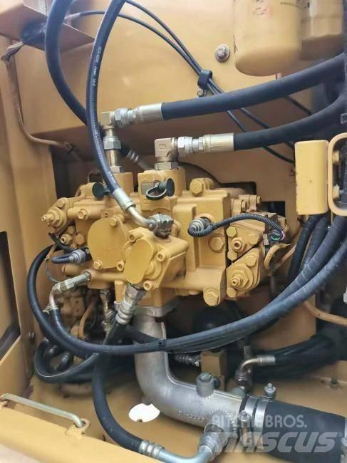 CAT 312 C Pásové rýpadlá