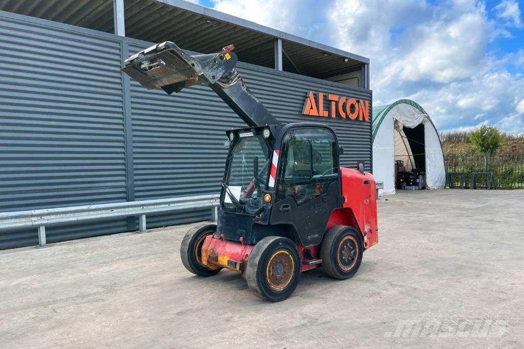 JCB R260 Šmykom riadené nakladače