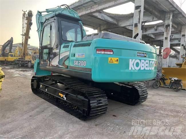Kobelco SK 220 Pásové rýpadlá