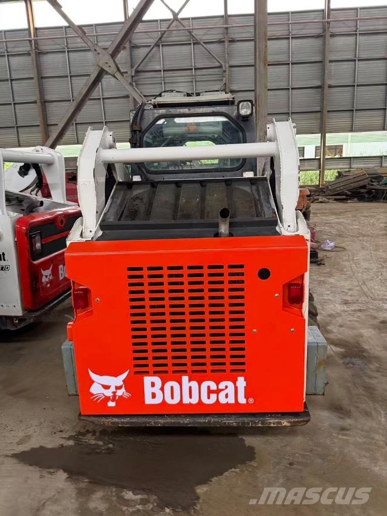 Bobcat S 18 Šmykom riadené nakladače