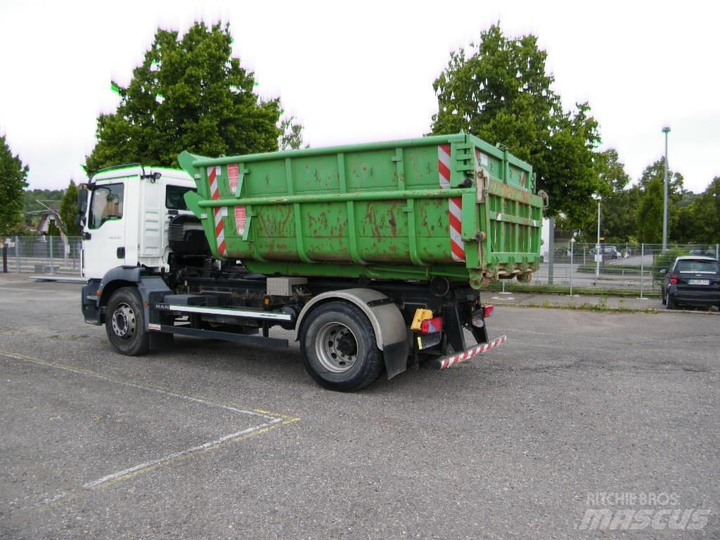 MAN TGM 18.320 Hákový nosič kontajnerov