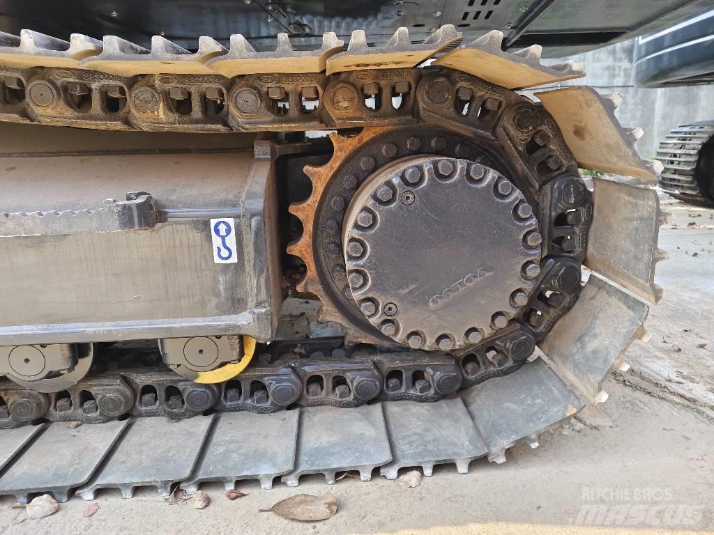 Volvo EC 380 D L Pásové rýpadlá