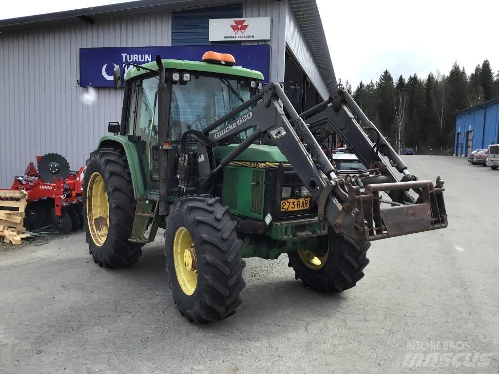 John Deere 6200 Traktory