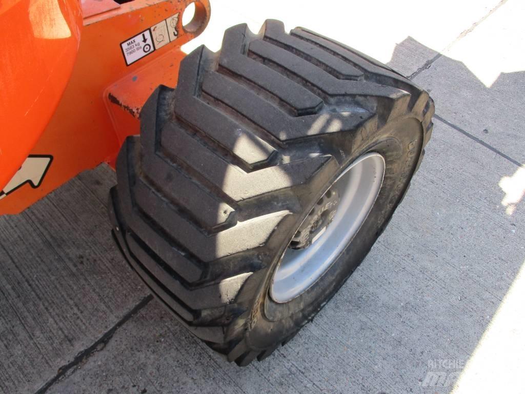 JLG 450AJ (901) Kompaktné samohybné kĺbové plošiny