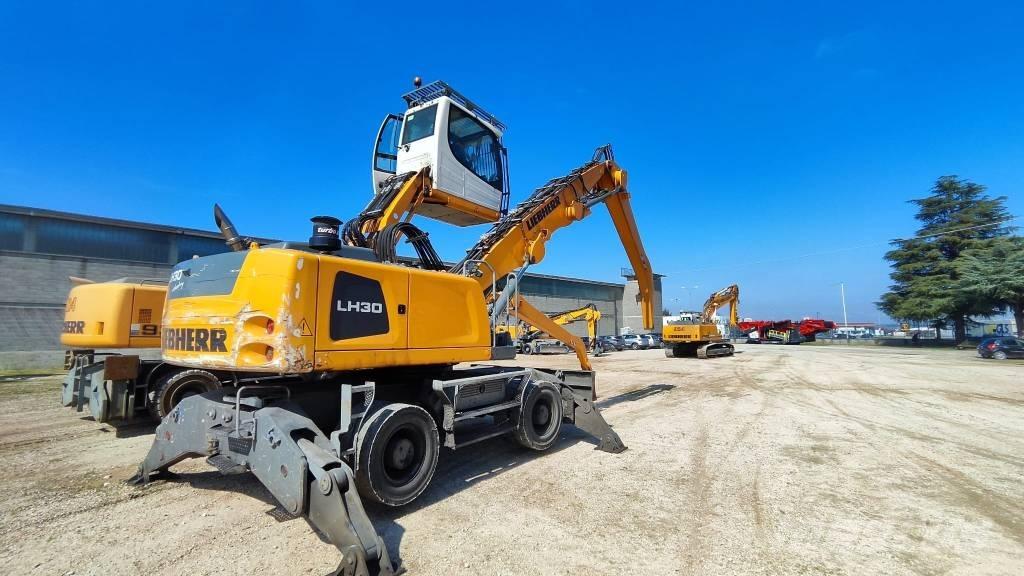Liebherr LH 30 M Stroje pre manipuláciu s odpadom