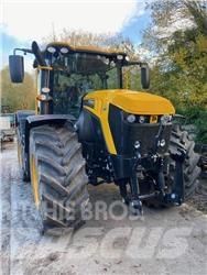 JCB Fastrac 4220 Traktory