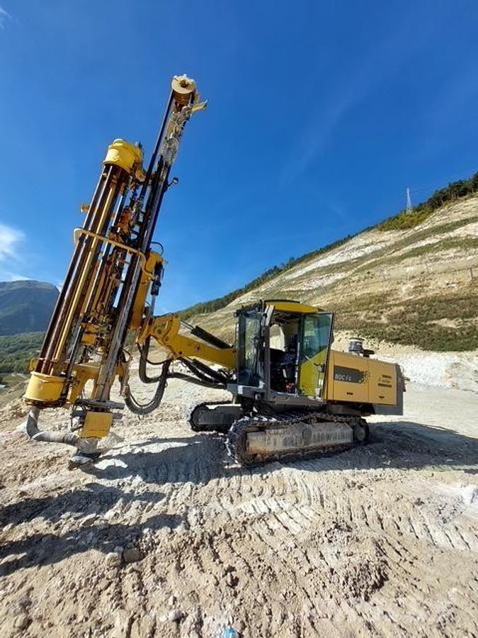 Atlas Copco Roc F6 Povrchové vrtné súpravy