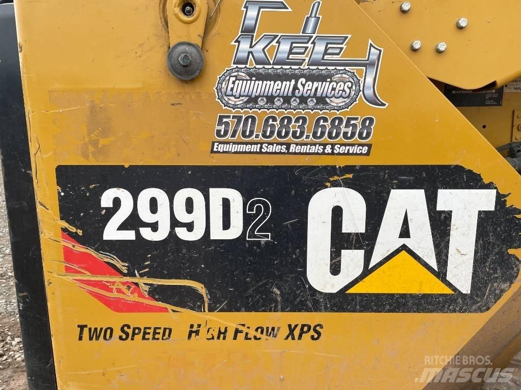 CAT 299 D 2 Šmykom riadené nakladače