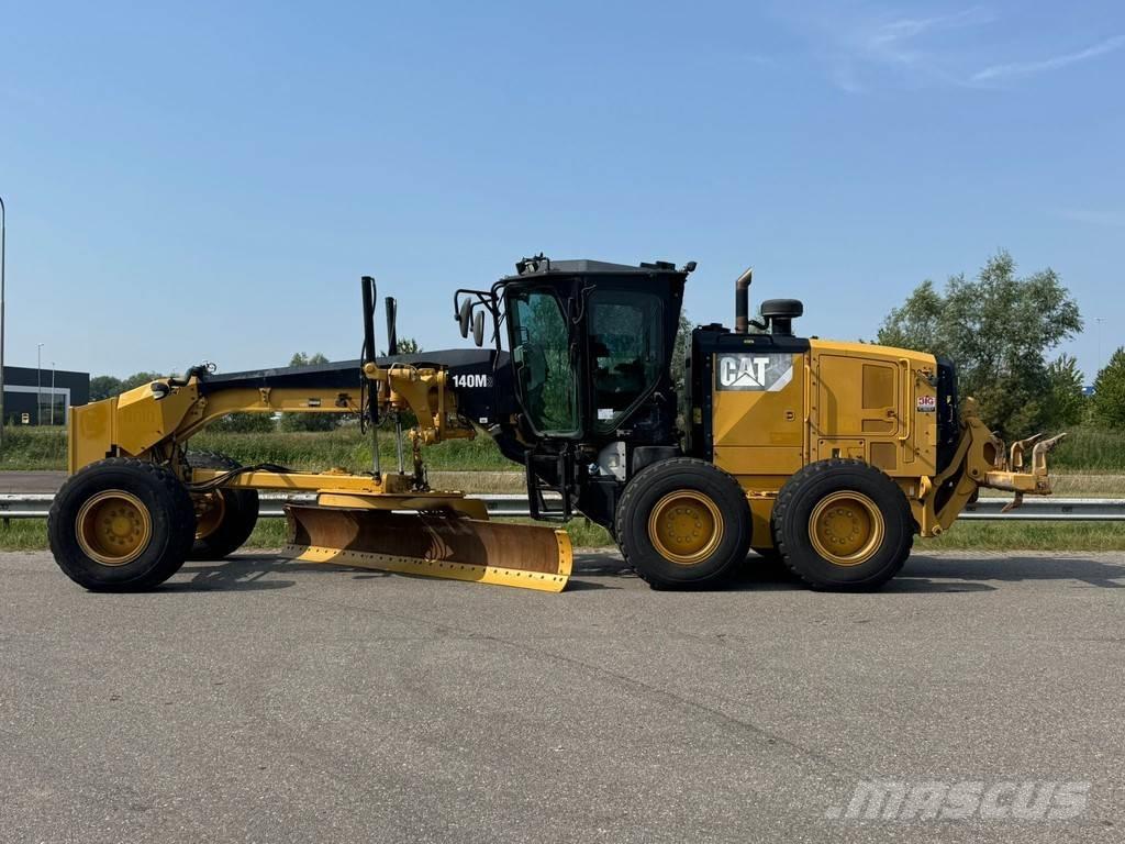 CAT 140M3 Grejdery