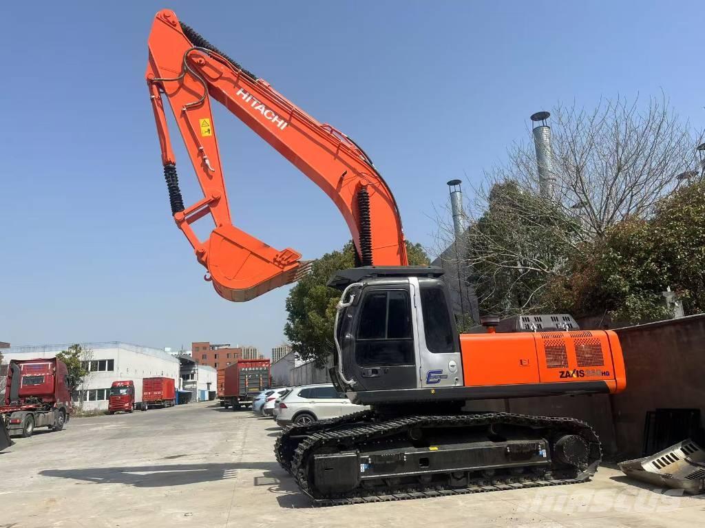 Hitachi ZX 350 Pásové rýpadlá