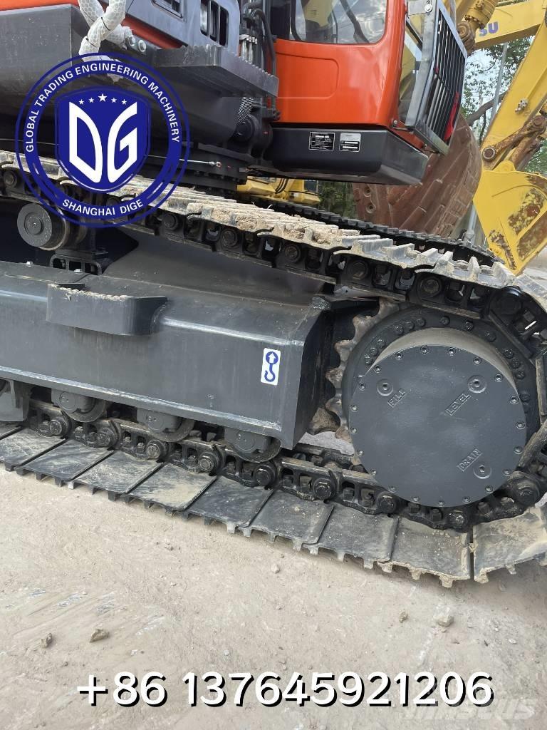 Doosan DX 225 LCA Pásové rýpadlá