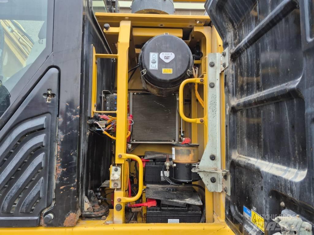 CAT 329E Pásové rýpadlá