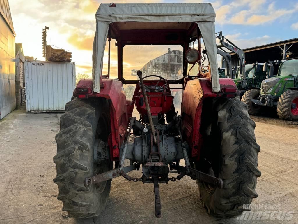 Massey Ferguson 165 Traktory