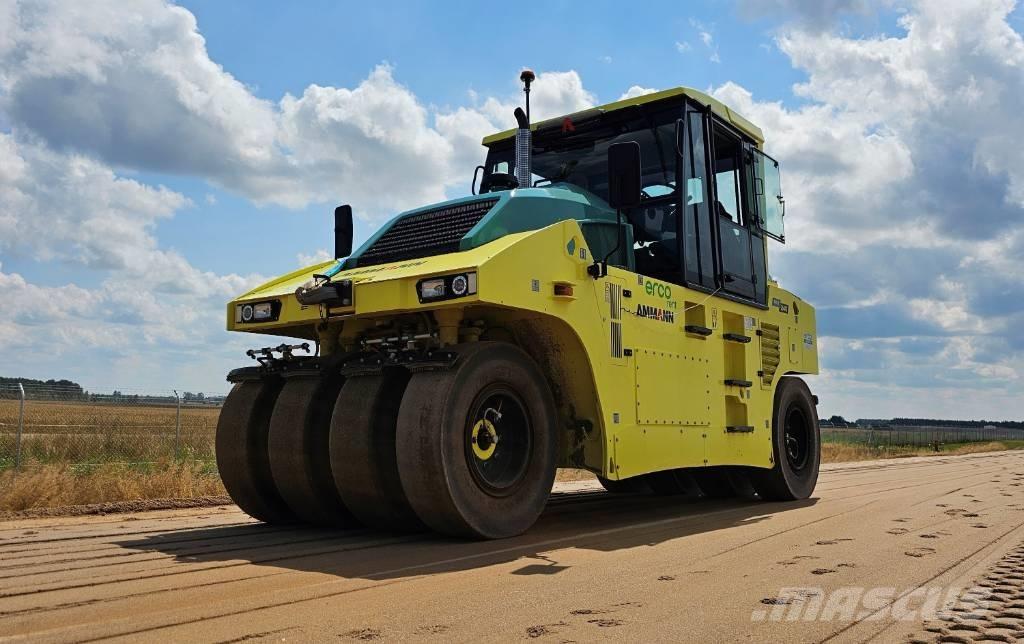 Ammann ART 240 Pneumatikové valce