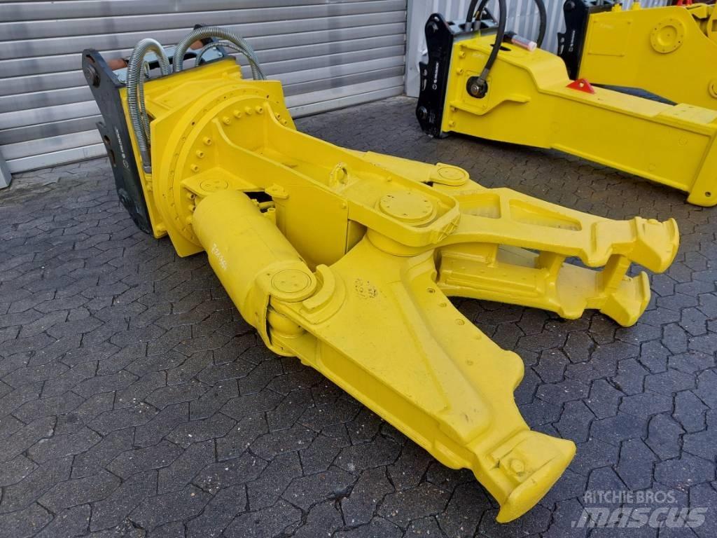 Atlas Copco CC2500 Frézy, nožnice
