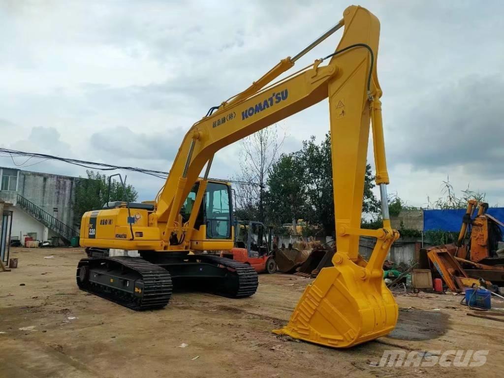 Komatsu PC 220 Pásové rýpadlá
