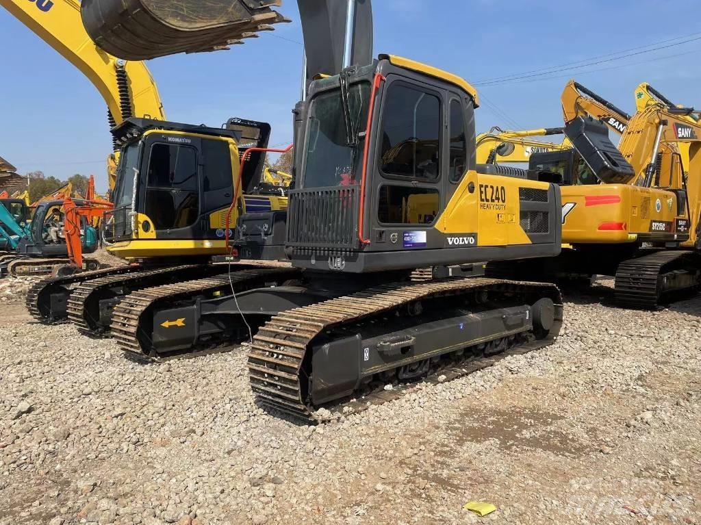 Volvo ec240 Rýpadlá s dlhým dosahom