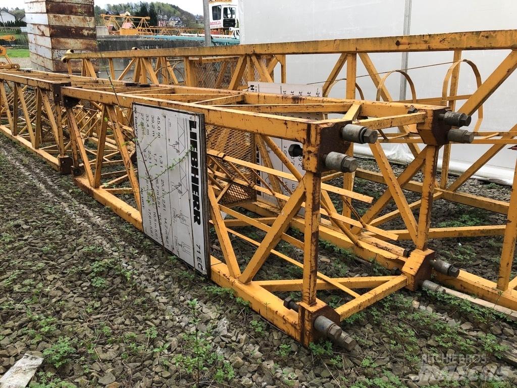 Liebherr 71 EC Stavebné žeriavy