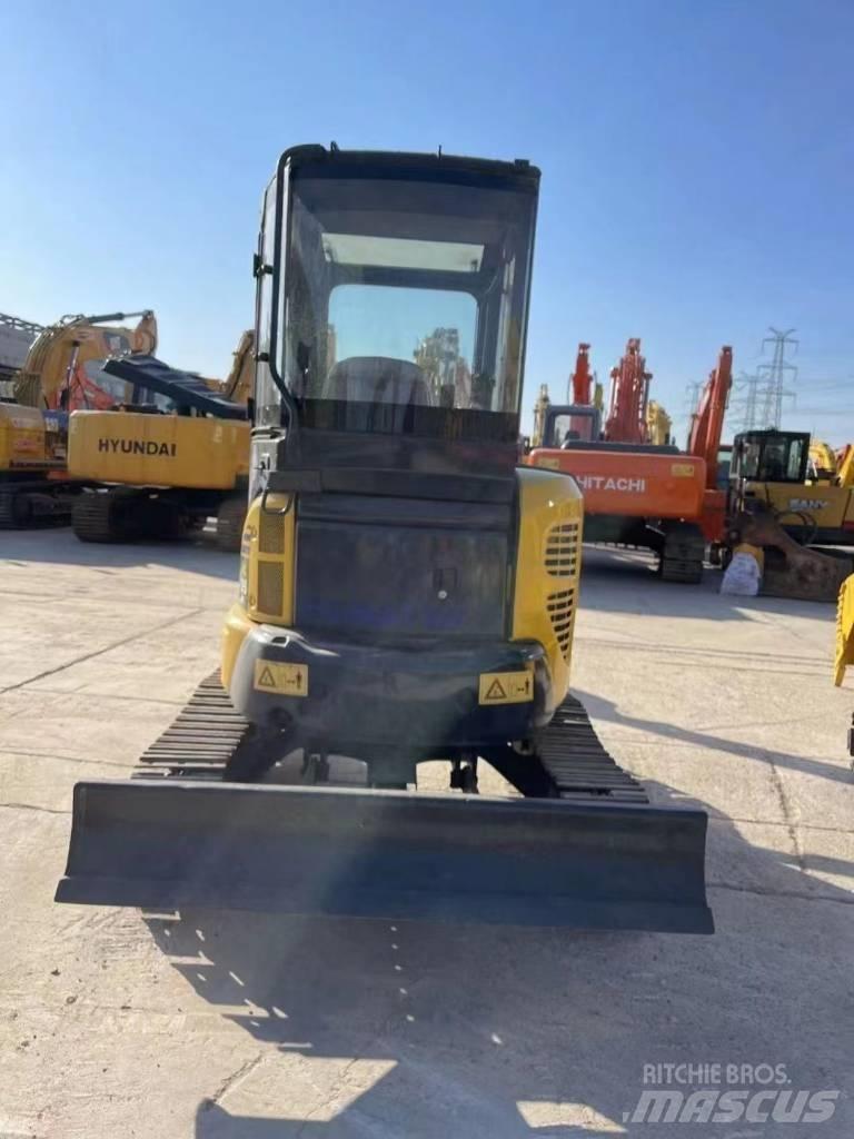 Komatsu PC 35 Mini rýpadlá < 7t