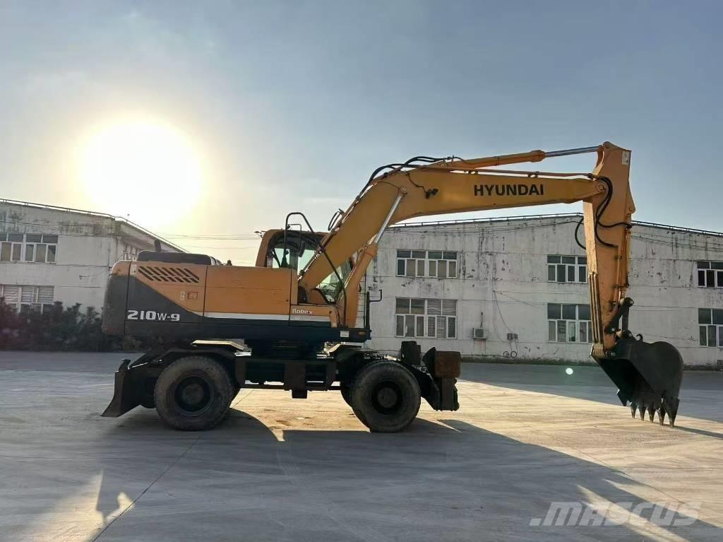 Hyundai 210W-9 Kolesové rýpadlá