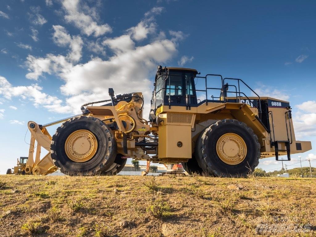CAT 988 H Kolesové nakladače
