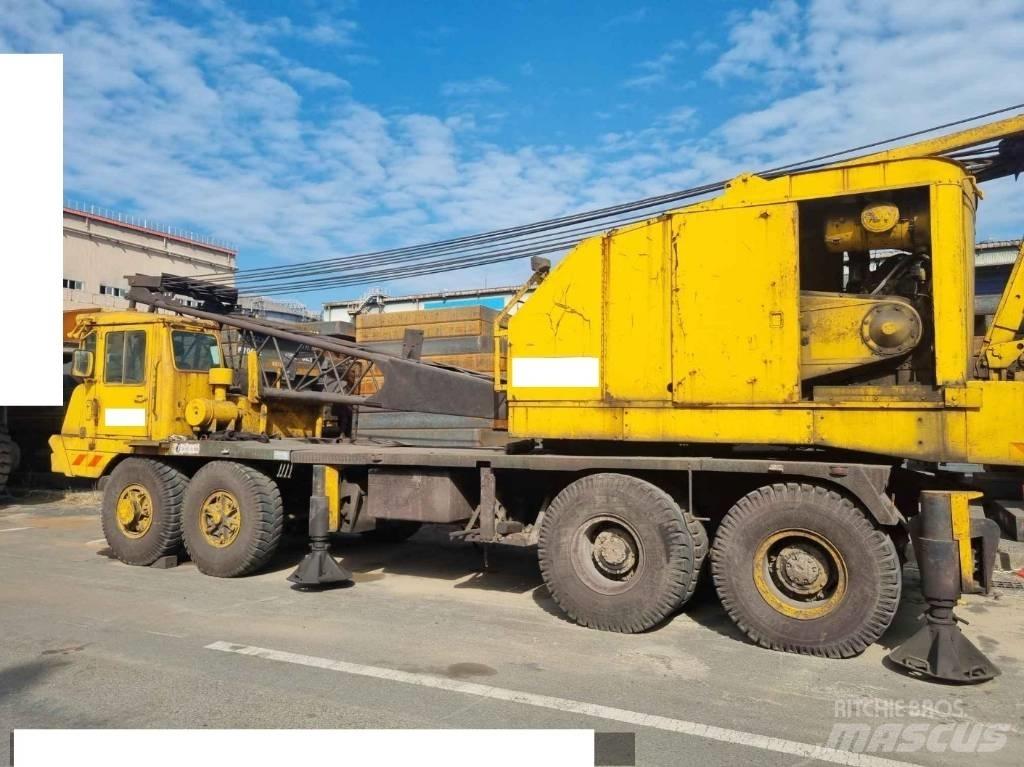 American 4460 Pásové žeriavy