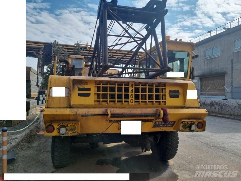 American 4460 Pásové žeriavy