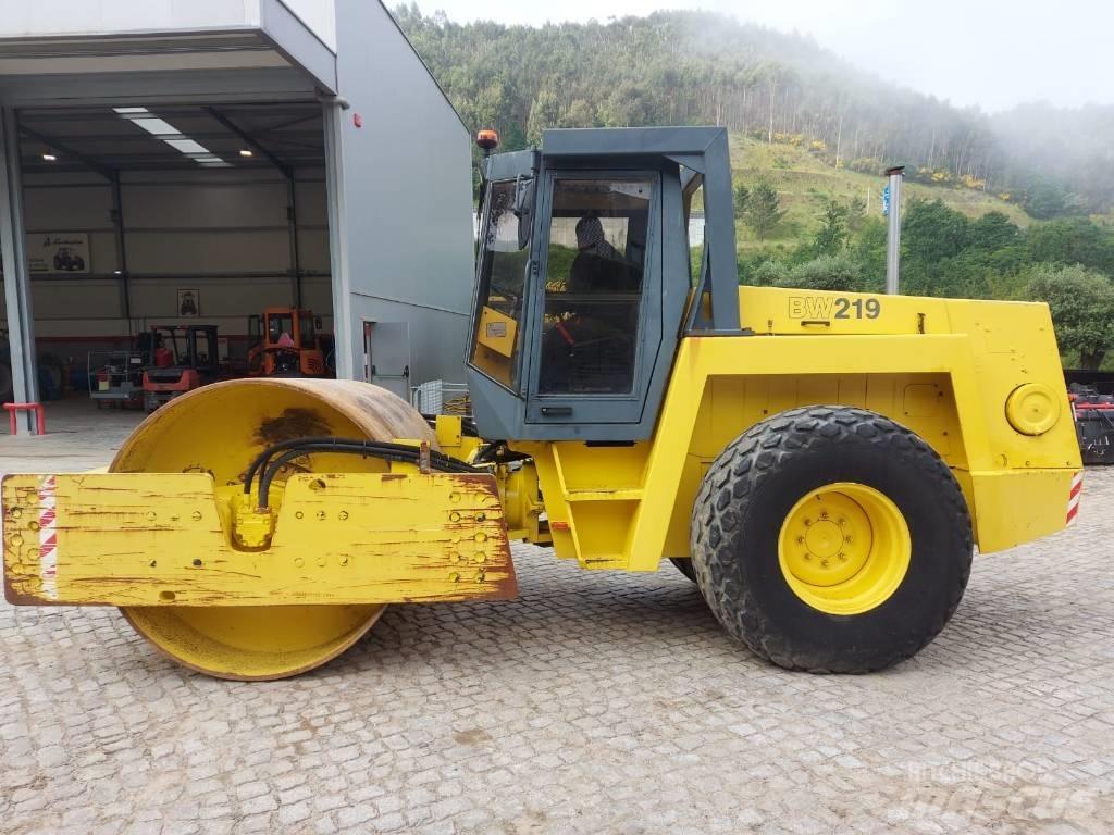 Bomag BW 219 D-2 Ťahačové valce