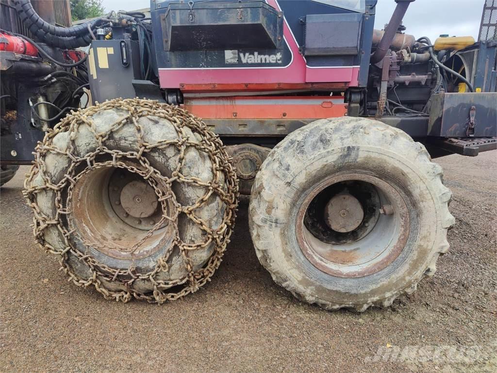 Valmet 840 Lesné traktory
