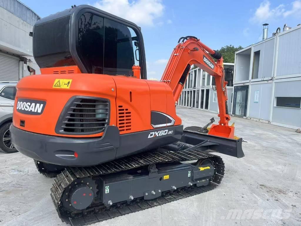 Doosan DX 60 Mini rýpadlá < 7t