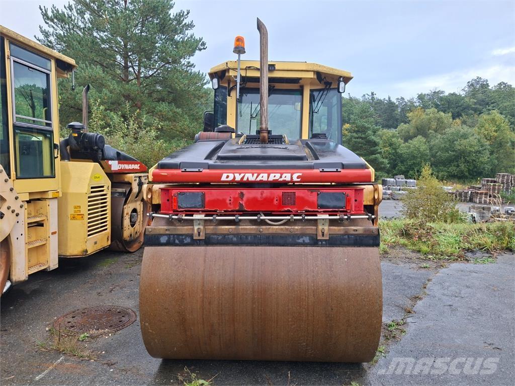 Dynapac CC422 HF Stavebníctvo - ostatné