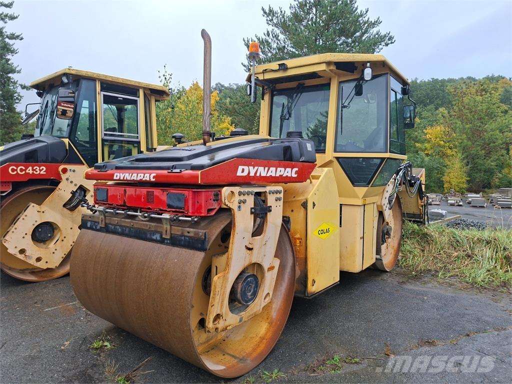 Dynapac CC422 HF Stavebníctvo - ostatné