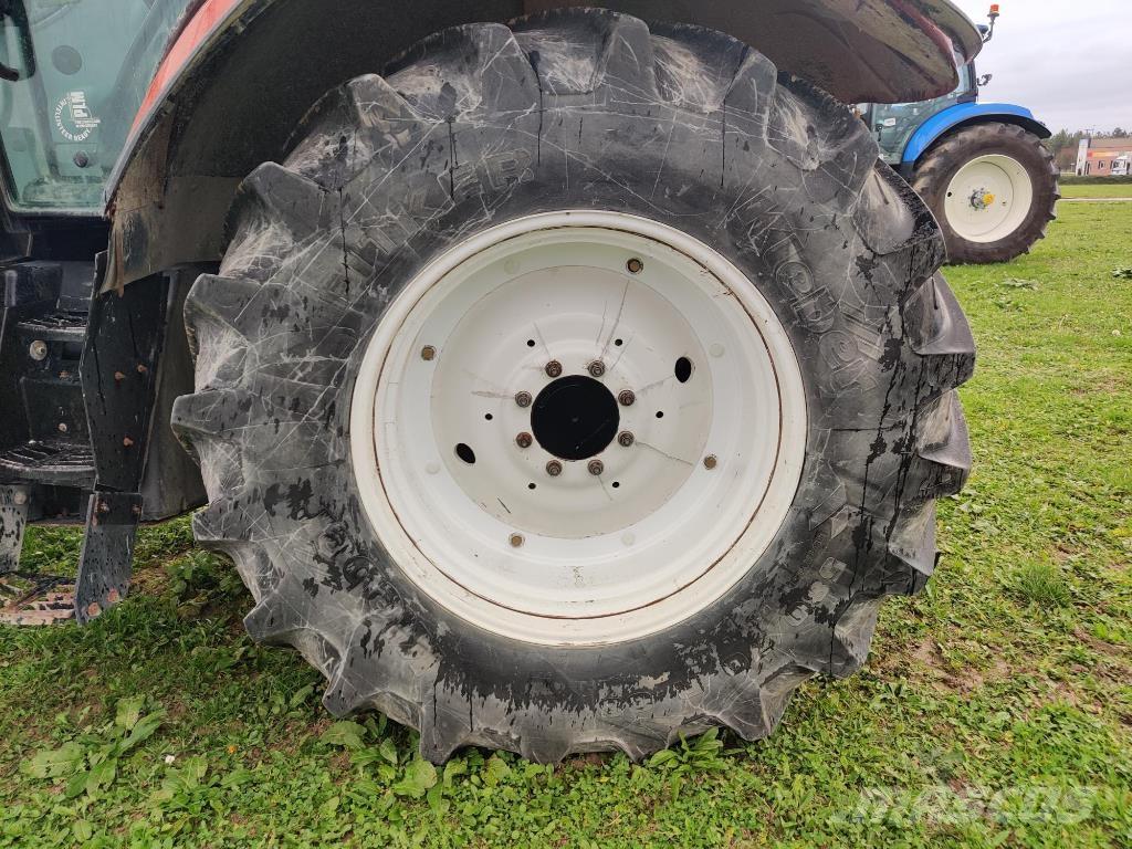 New Holland T7.200 Traktory