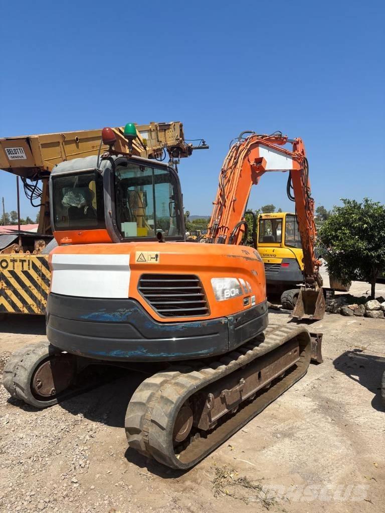 Doosan DX 80 R Midi rýpadlá 7 t - 12 t