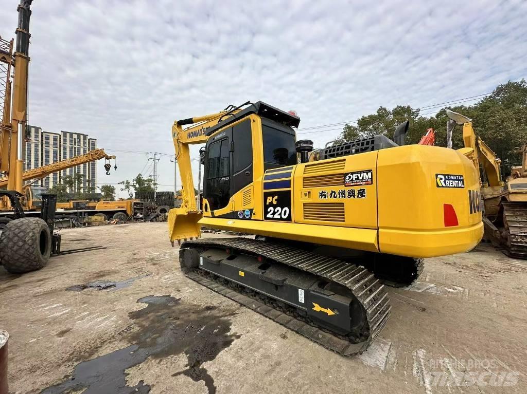 Komatsu pc220 Pásové rýpadlá
