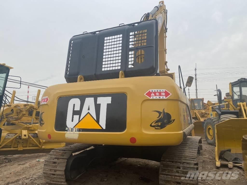 CAT 330 D L Pásové rýpadlá