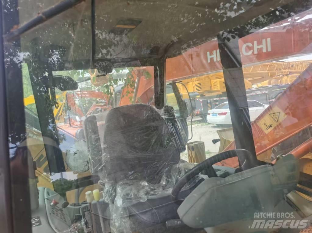 JCB 4 CX Rýpadlo-nakladače