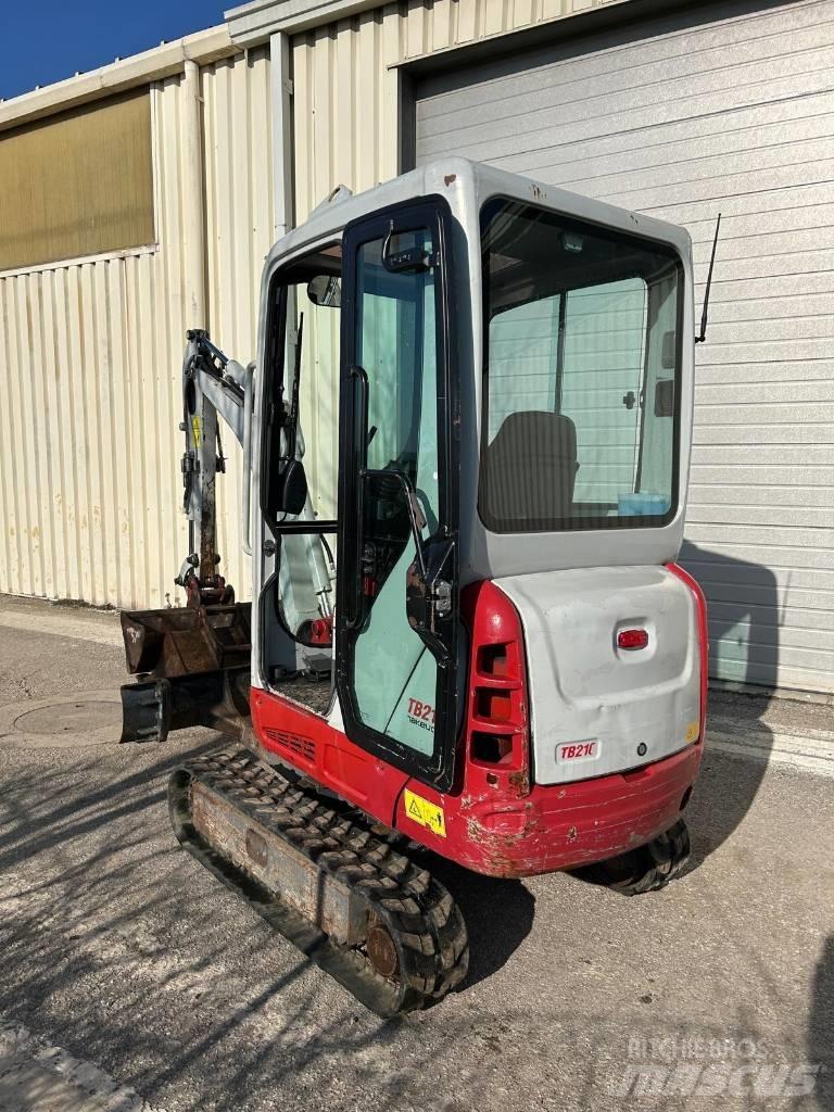 Takeuchi TB216 Mini rýpadlá < 7t