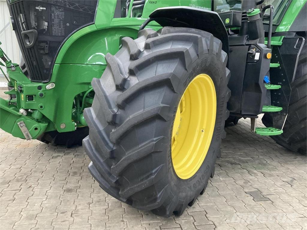 John Deere 7R 310 Traktory