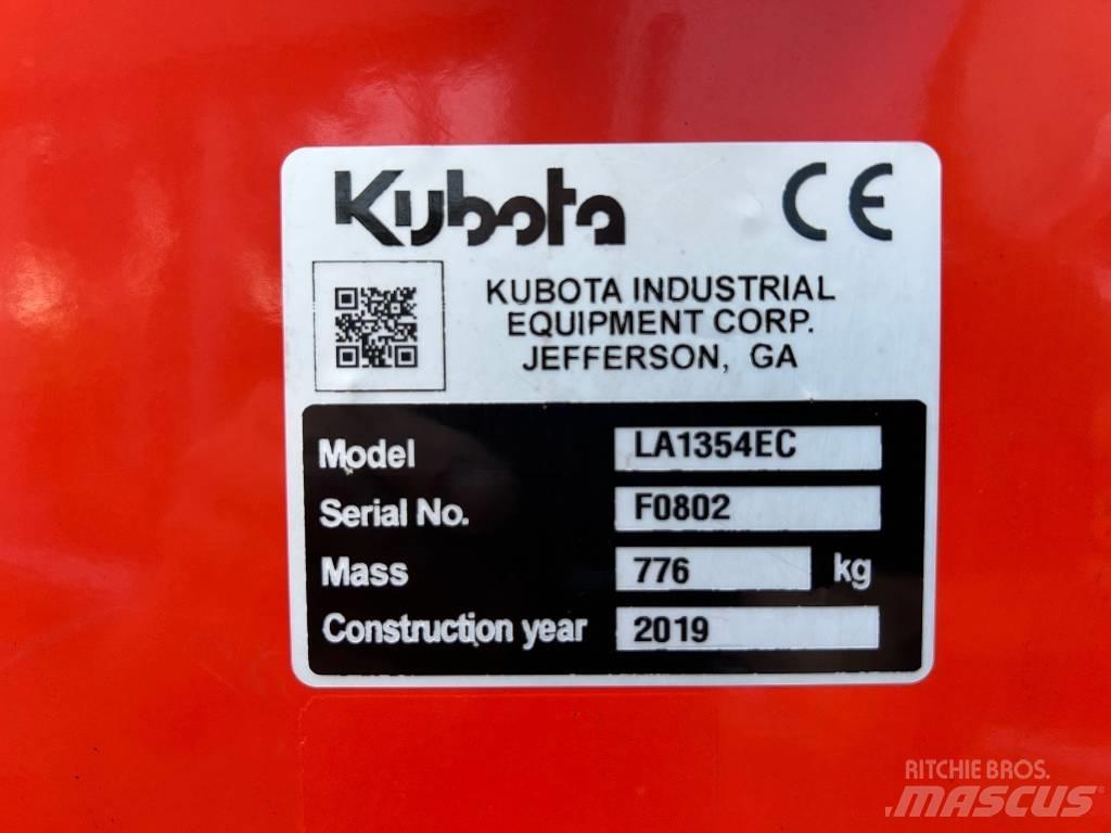Kubota M 8540 Traktory