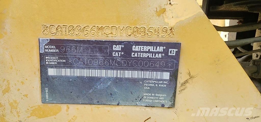 CAT 966 M Kolesové nakladače