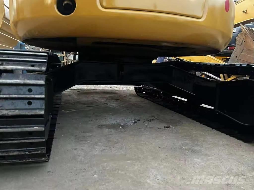 CAT 304 CR Mini rýpadlá < 7t